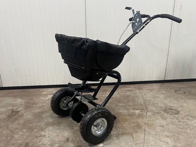 strooiwagen FSI Stobbenfrees